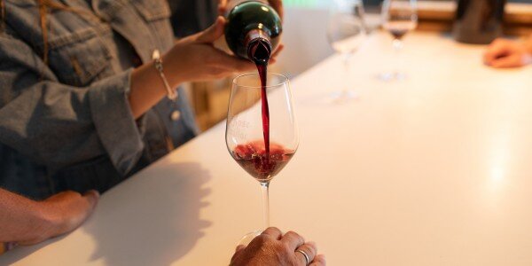 importateurs, cavistes, profesionnels du vin Importateurs, cavistes, professionnels du vin... découvrez les 3 cuvées produites par la cave coopérative de Pauillac.